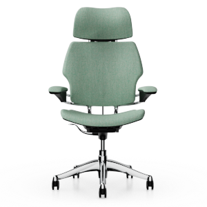 Freedom Headrest，采用 Kvadrat Vanir 面料